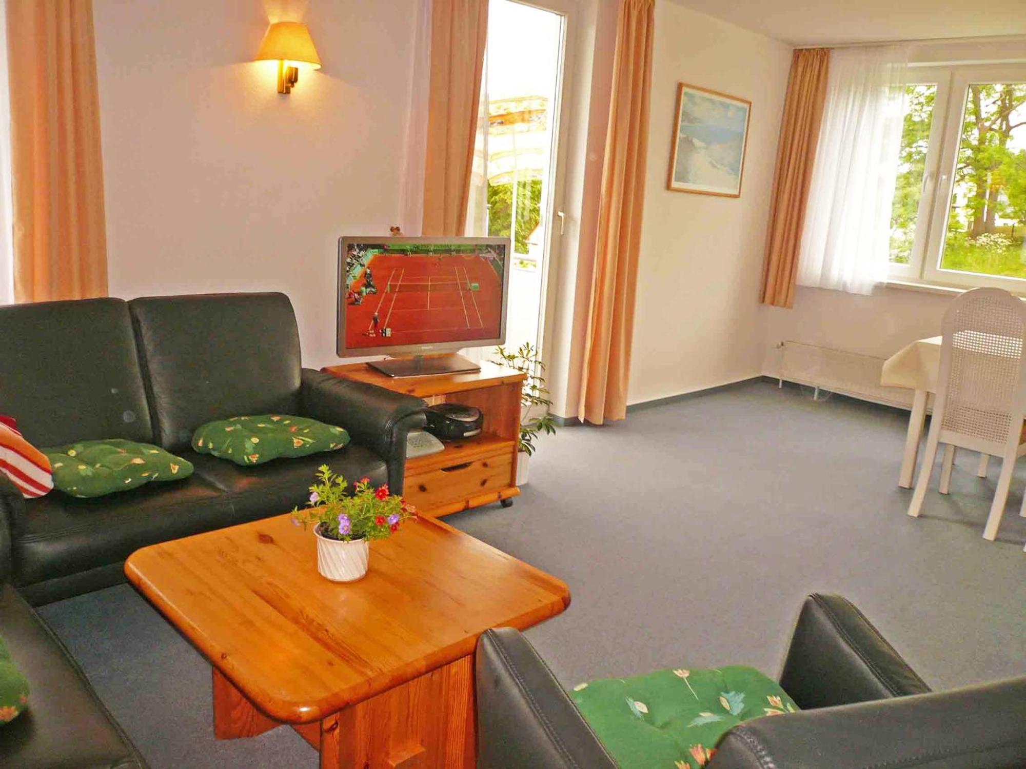 Haus Seeschwalbe Ferienwohnungen Goehren  Phòng bức ảnh